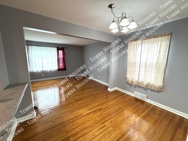 Foto del edificio - 355 Tremont Ave