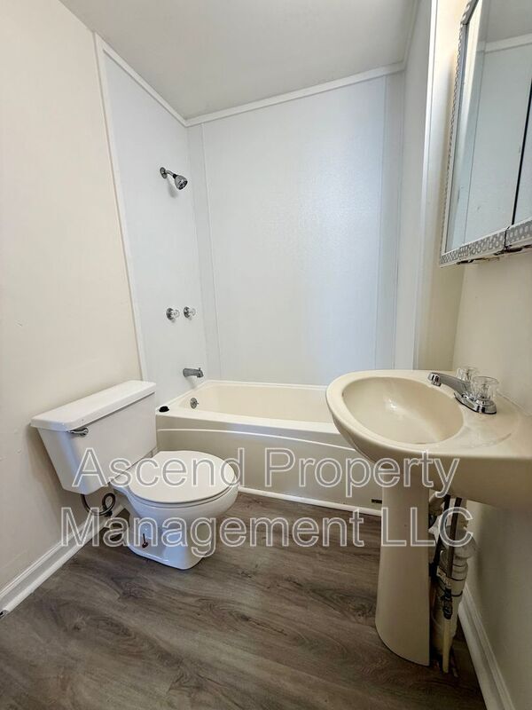 Foto del edificio - 3208 Dodds Ave