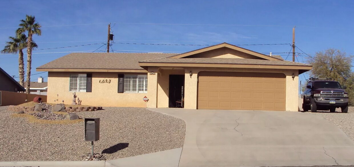 Primary Photo - Long term - Unfurnished - Southside
