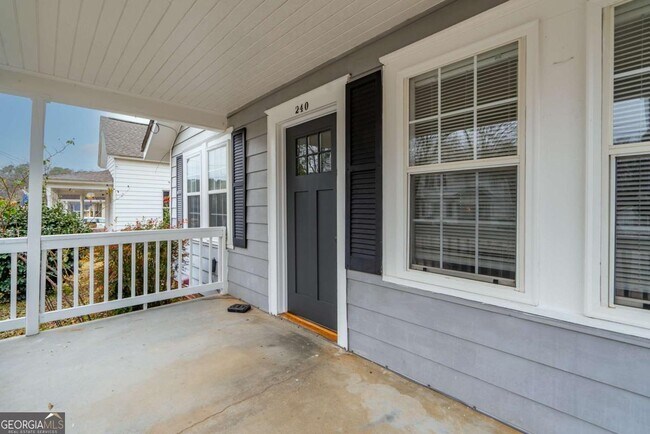 Foto del edificio - 240 Boulevard