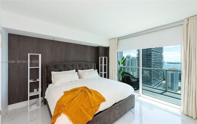 Foto del edificio - 500 Brickell Ave