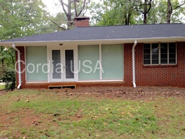 Foto del edificio - 1698 Highland Pl