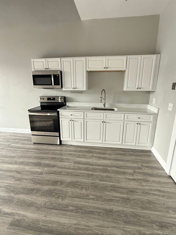 Foto del edificio - 15 N Main St