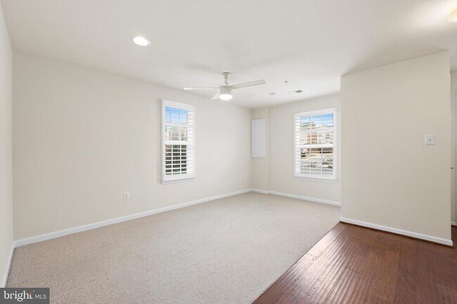 Foto del edificio - 13312 Waterford Hills Boulevard