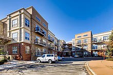Building Photo - 5677 S Park Pl