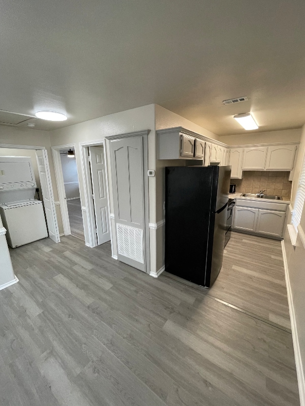 Building Photo - 754 Sonesta Dr