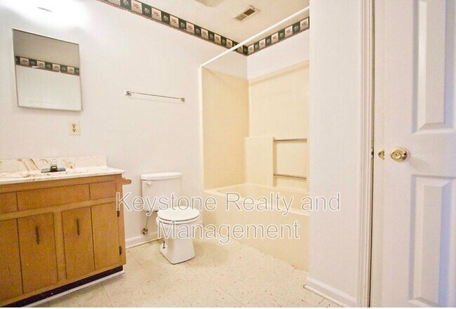 Foto del edificio - 1375 Thompsonville Ln