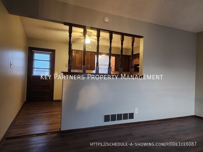 Building Photo - 16506 W 123rd - Remodel!