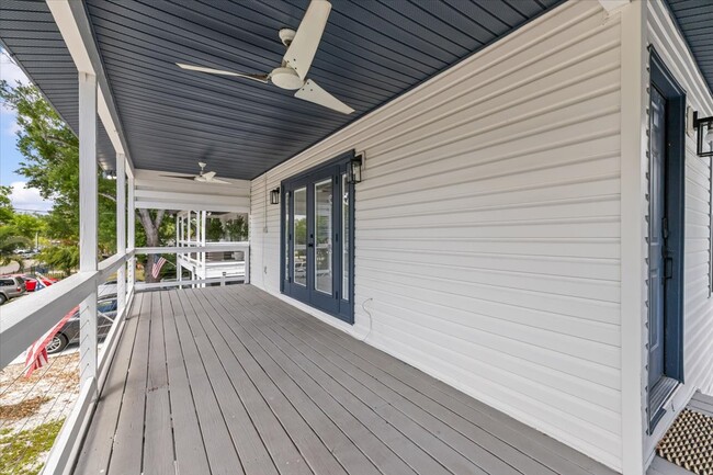 Photo - 7318 S Kissimmee St (Tampa, FL) House