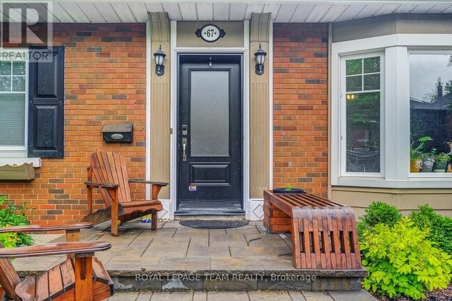 Building Photo - 67 Glencairn Ave