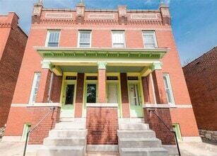 Building Photo - 3437 Alberta St