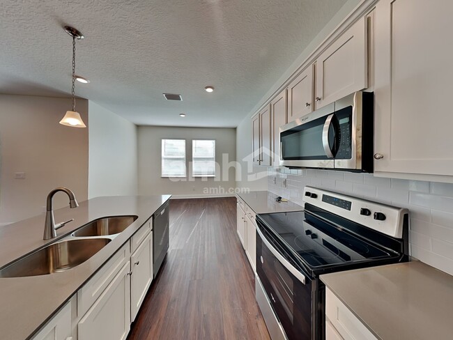 Building Photo - 2566 Sunrise Landing Loop