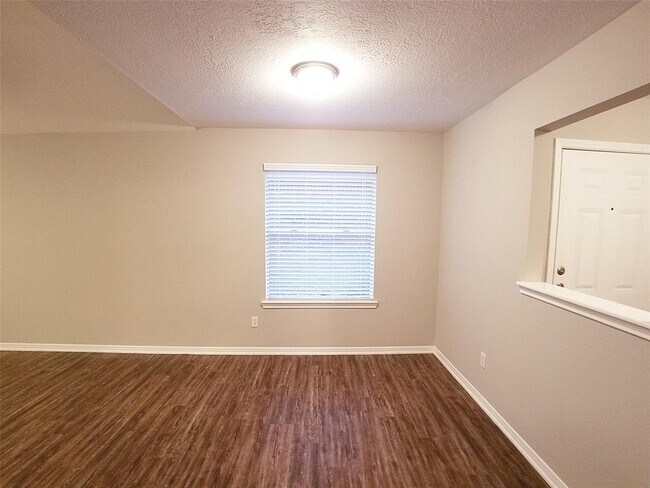 Foto del edificio - 12426 Westwold Dr
