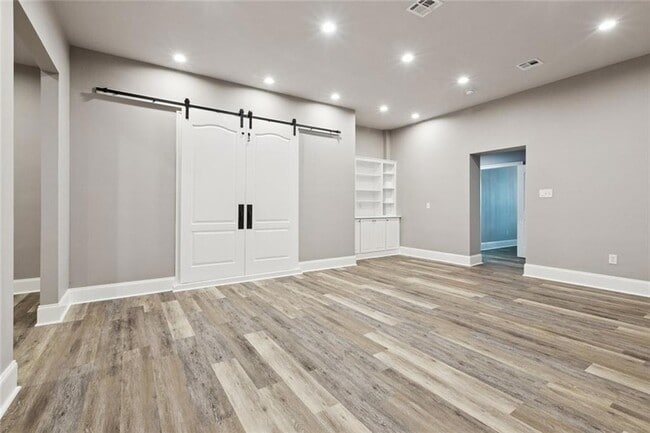 Foto del edificio - 1400 Woodland Hwy
