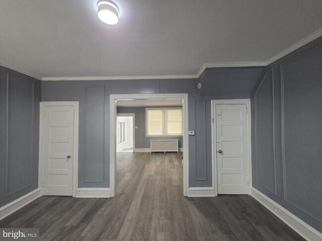 Foto del edificio - 302 W Loudon St