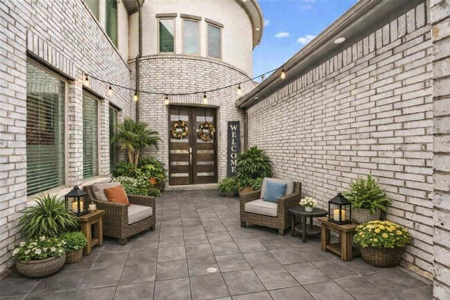 Building Photo - 13807 Dorado Pointe Dr