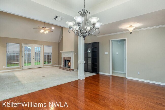 Building Photo - 3 br, 2 bath House - 10460 Plum Creek