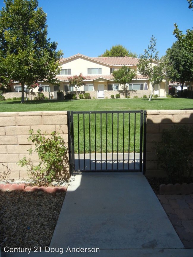 43469 30th St W, Lancaster, CA 93536 - House for Rent in ...