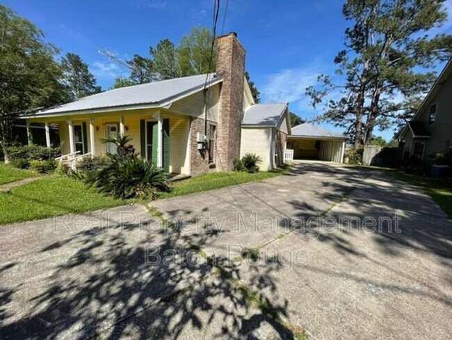 Building Photo - 27274 Turner Ln