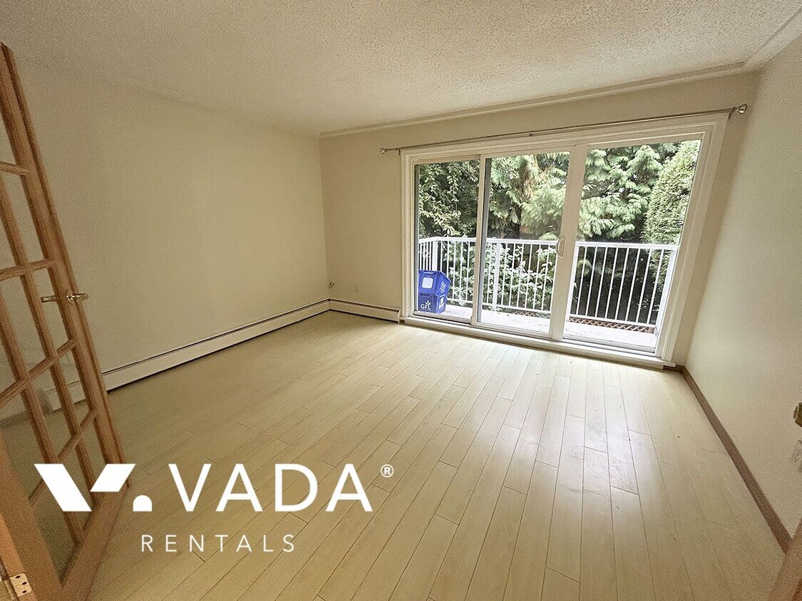 Photo principale - Sussex Square 1 Bedroom Apartment For Rent...