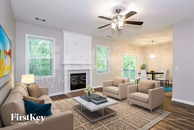 Foto del edificio - 3835 Green Ridge Ct