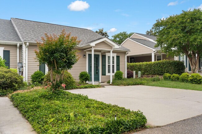 Foto del edificio - 115 Chloe Ln