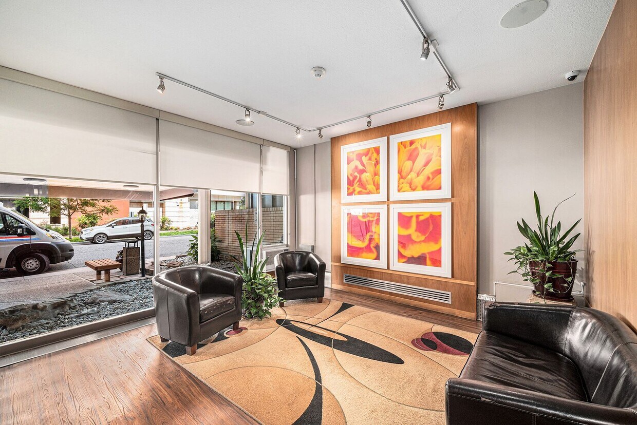 Primary Photo - Spacious 1 bedroom home in the heart of Hale!