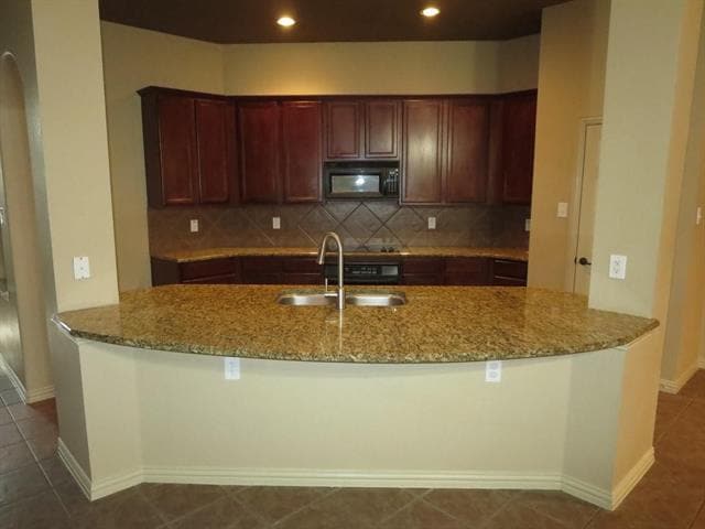 Building Photo - 7807 Decoy Dr