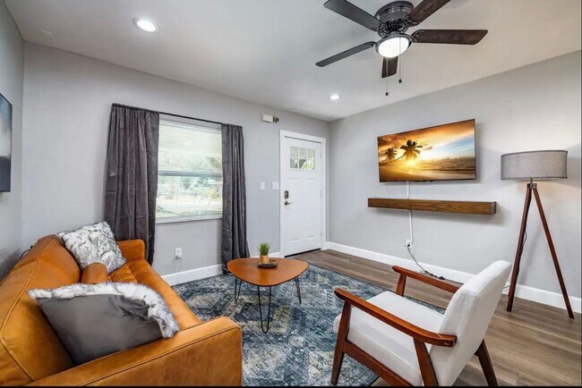 Foto del edificio - Beautiful 3 Bedroom Largo Home with Large ...