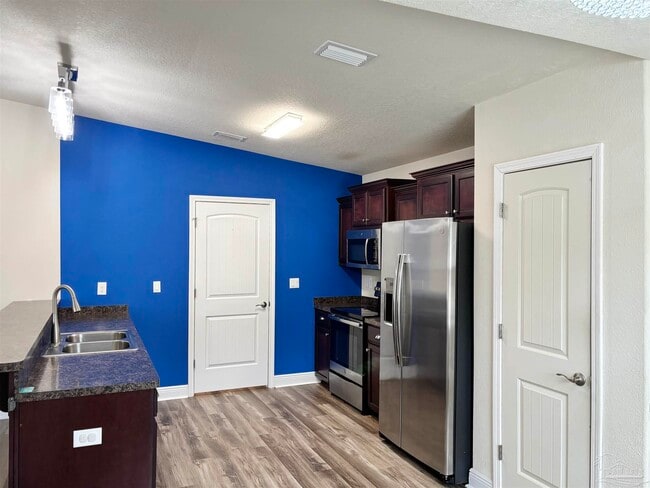 Building Photo - 5143 Carmell Ridge Cir