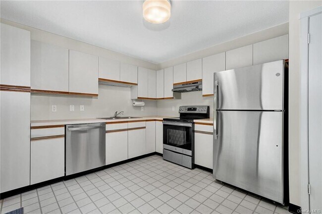 Foto del edificio - 956 Heritage Hills Dr