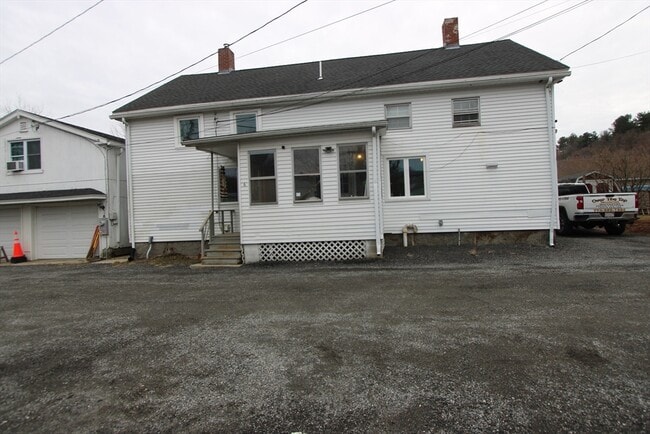 Building Photo - 6 Canal St