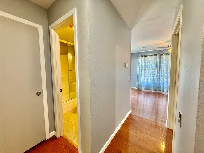 Foto del edificio - 20 Annette Ln