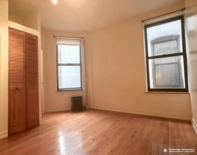 Foto del edificio - 3133 Broadway