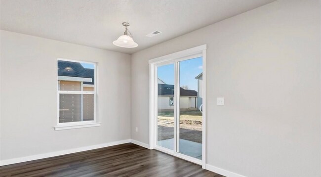 Foto del edificio - 17948 Ryans Ridge Ave