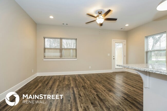 Building Photo - 100 Hartsville Ct