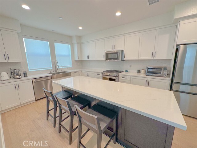 Foto del edificio - 49 Sanctuary Ln