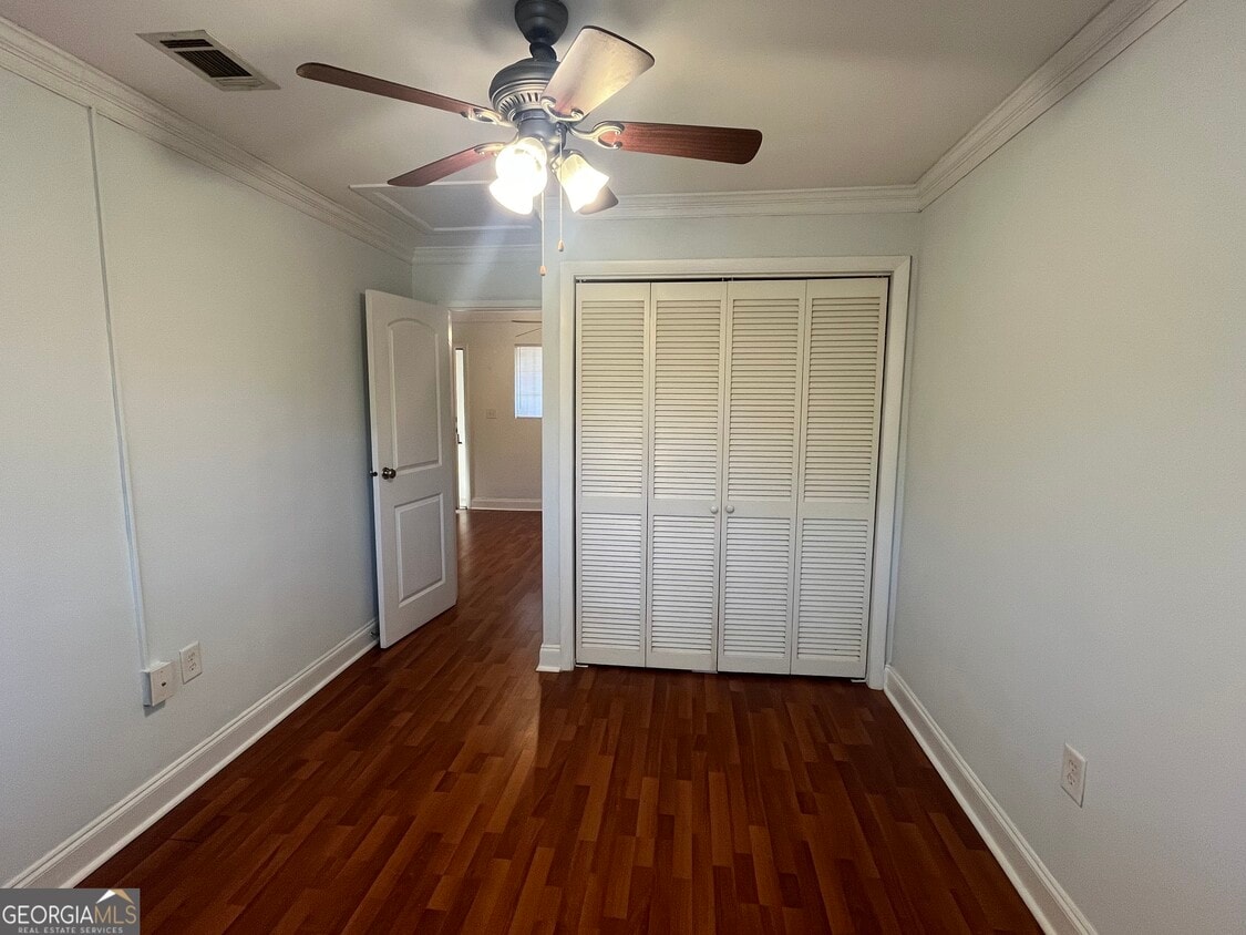 Building Photo - 2018 S Milledge Ave