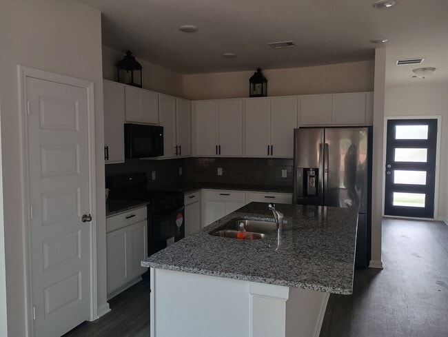 Building Photo - 3302 Brushy Marsh Dr