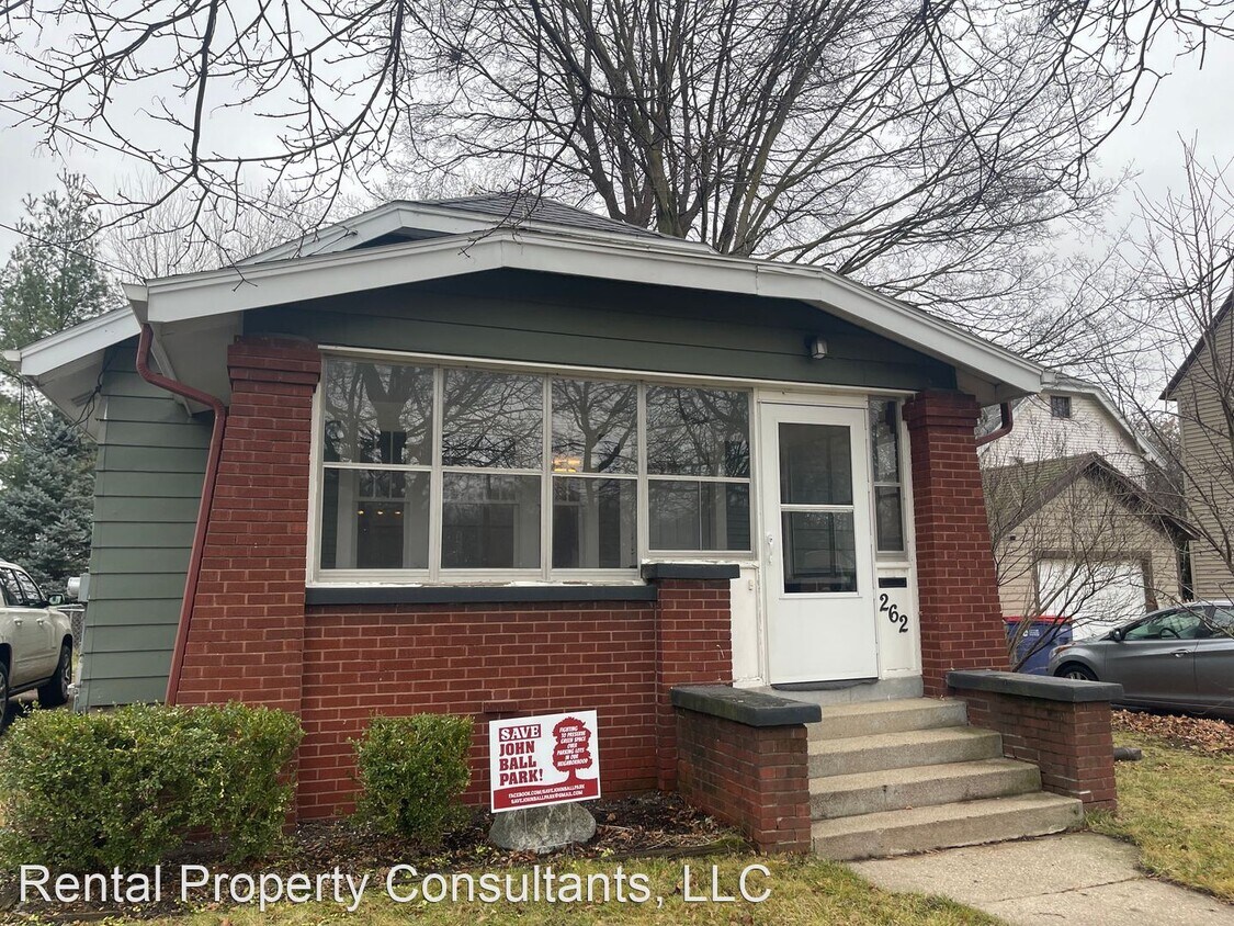 Primary Photo - 2 br, 1 bath House - 262 John Ball Park Dr...