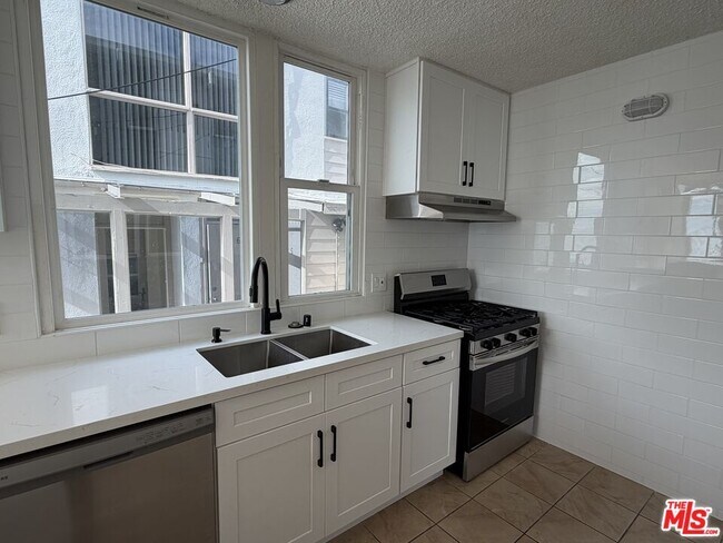 Foto del edificio - 22041 Pacific Coast Hwy