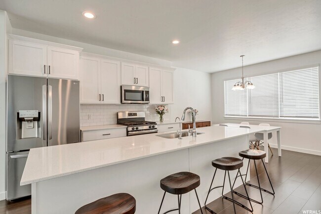 Foto del edificio - 456 Willow Leaf Rd