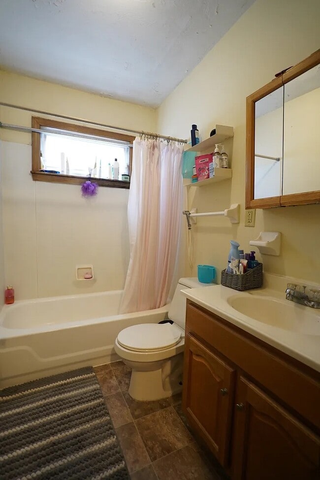 Photo - 29 Colborne Rd House