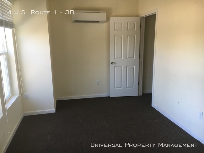 Foto del edificio - Two Bedroom Right Off Route 1 in York