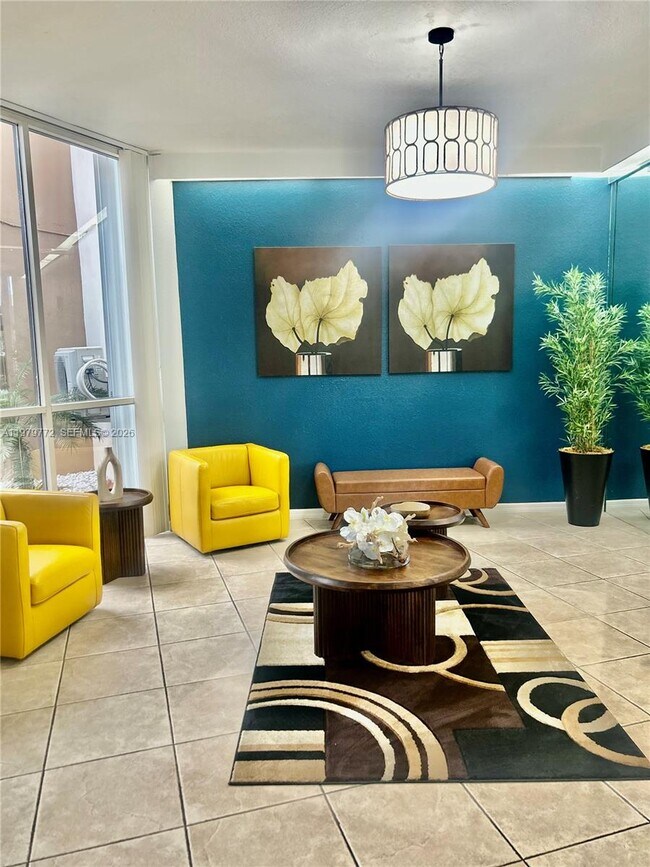 Foto del edificio - 1200 St Charles Pl