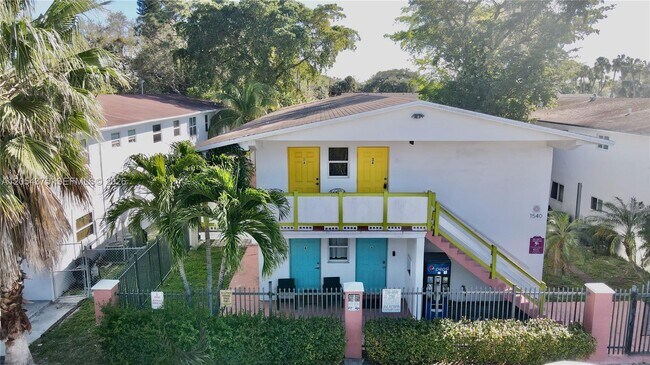Foto del edificio - 1548 SW 5th Pl