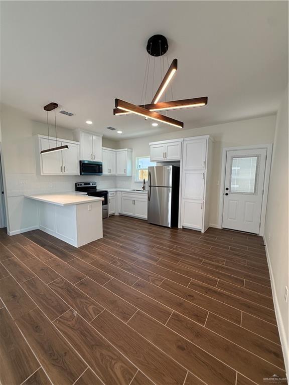 Foto del edificio - 1301 S Woodland Dr