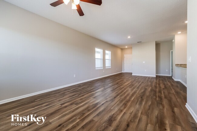 Building Photo - 837 Orchid Grove Blvd