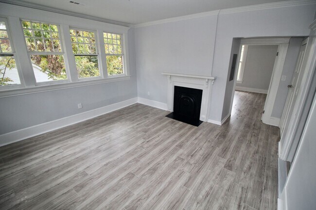 Foto del edificio - Exclusively Offered by Muse Realty Rentals...