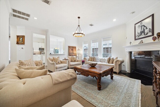 Foto del edificio - 2842 Briarhurst Park